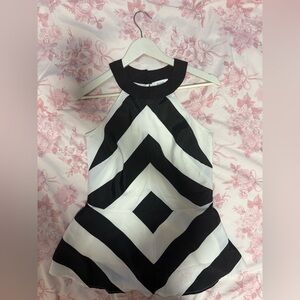 Ricki's Monochrome Chevron Top
